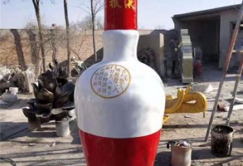 酒瓶雕塑生產(chǎn)，藝術雕塑，各類玻璃鋼酒瓶雕塑定制
