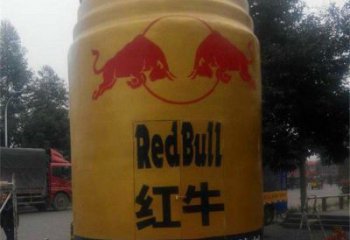 飲料瓶雕塑制造商，小區(qū)擺件，玻璃鋼飲料瓶雕塑提供