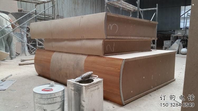 疊書雕塑提供，露天雕塑，鑄銅疊書雕塑生產(chǎn)承接