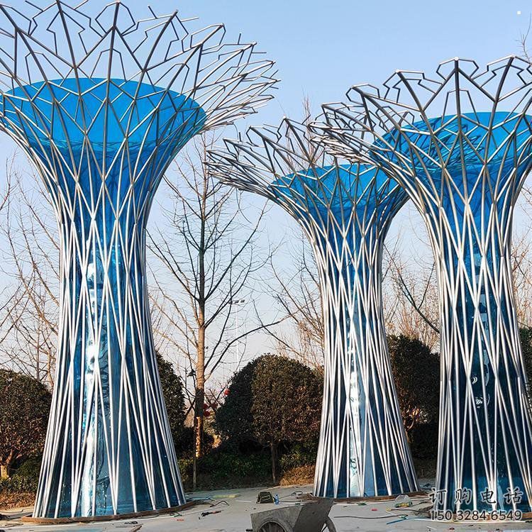 金屬鏤空樹雕塑承接，陸地?cái)[件，烤漆鏤空樹雕塑制造商