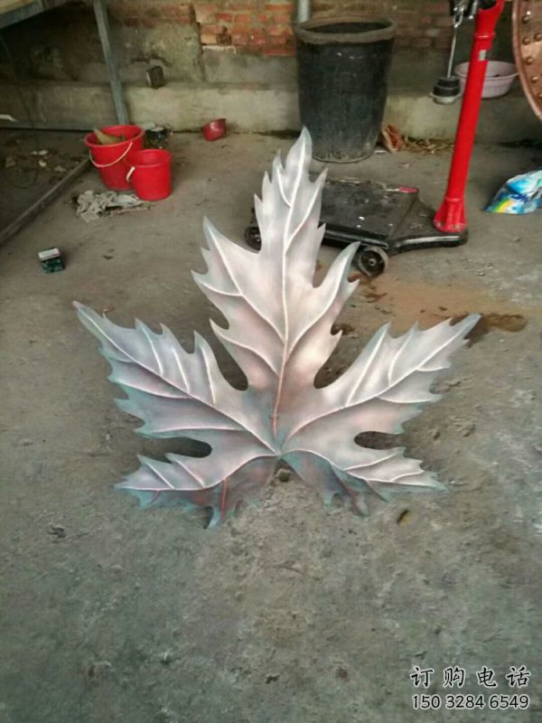 樹葉雕塑