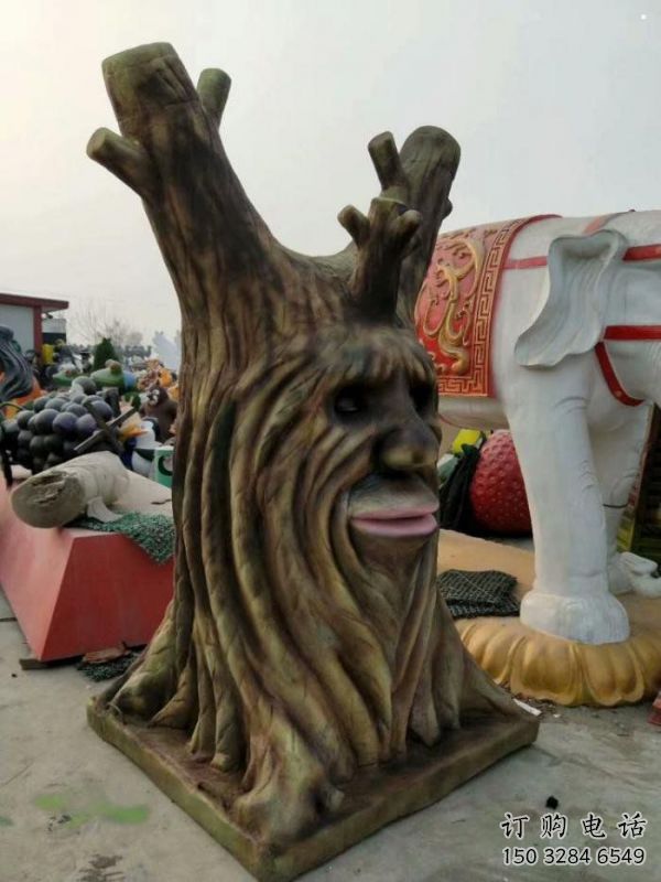 仿真樹雕塑優(yōu)選，小區(qū)擺件，玻璃鋼仿真樹雕塑生產商