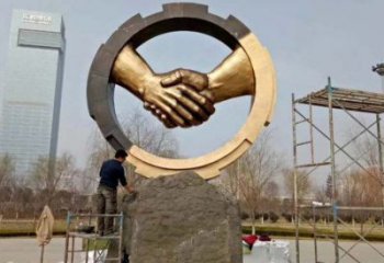 握手雕塑批發(fā)，景觀雕塑，不銹鋼握手雕塑制作承接