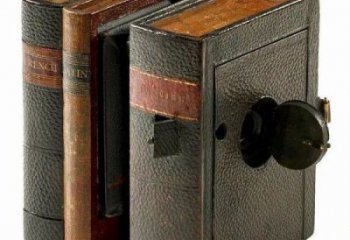 銅書籍雕塑廠家，金屬組合，銅書籍雕塑定做