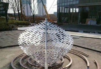 鏤空樹葉雕塑選用，陸地擺件，鐵藝樹葉雕塑加工廠家