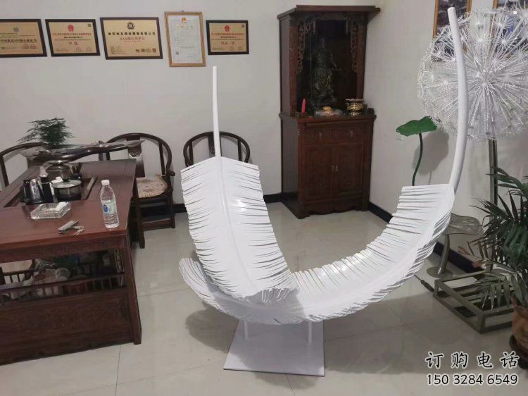 烤漆羽毛雕塑