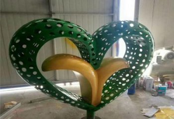 愛心雕塑批發(fā)，拉絲工藝，園林不銹鋼愛心雕塑承接