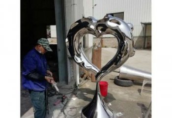 心形雕塑工廠選用，街道標識，景觀鏡面心形雕塑批發