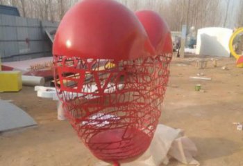 公園心形球雕塑