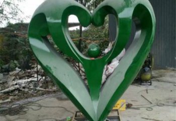 桃心雕塑優(yōu)價(jià)，鋼管組合，不銹鋼桃心雕塑特供