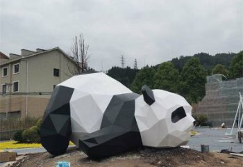 鍛鋼熊貓雕塑選用，小區擺件，大型切面熊貓雕塑公司