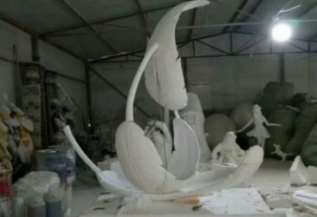 美陳羽毛雕塑