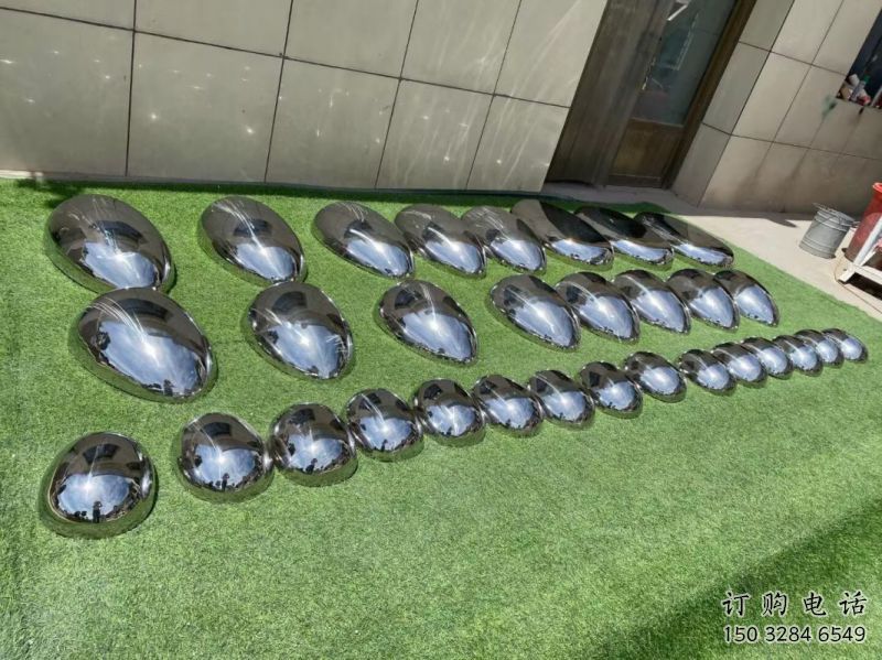 大型商場鵝卵石雕塑