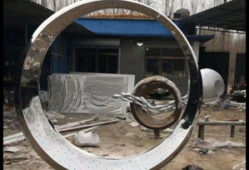 月牙雕塑定價(jià)，街頭雕塑，烤漆鏤空月牙雕塑定價(jià)