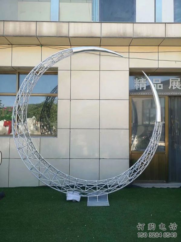 圓環(huán)雕塑精選，多彩藝術(shù)，鏤空?qǐng)A環(huán)雕塑生產(chǎn)優(yōu)價(jià)