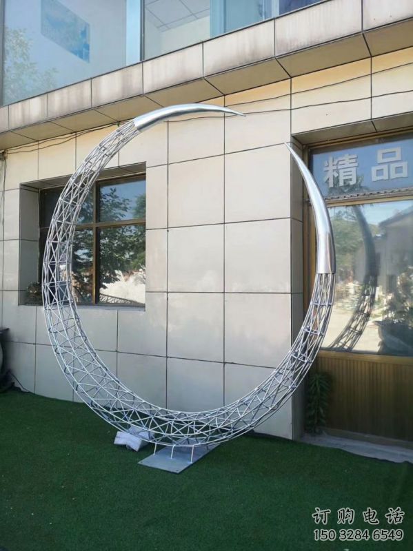 圓環(huán)雕塑制造商，小區(qū)擺件，白鋼鏤空圓環(huán)雕塑提供