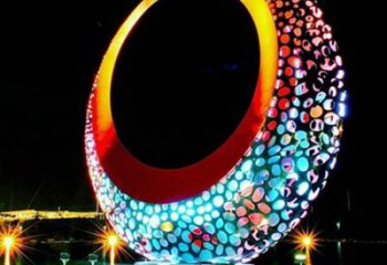 燈光圓環(huán)雕塑廠，鏤空原理設計，不銹鋼圓環(huán)雕塑生產(chǎn)商