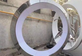 圓環(huán)雕塑定制制造，歐式風(fēng)格，不銹鋼圓環(huán)雕塑供給