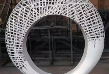 圓環(huán)雕塑精選，景區(qū)雕塑，環(huán)境鏤空圓環(huán)雕塑提供