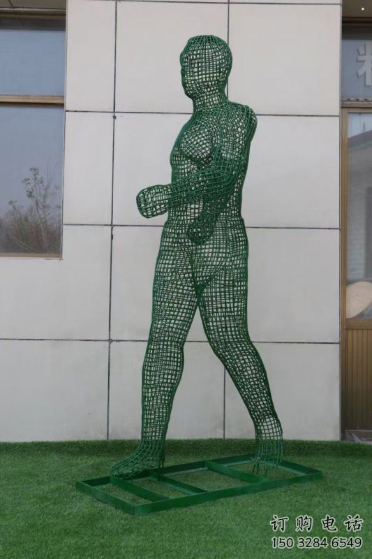 鏤空體育人物雕塑優(yōu)價，鋼管組合，鐵藝運動員雕塑廠家