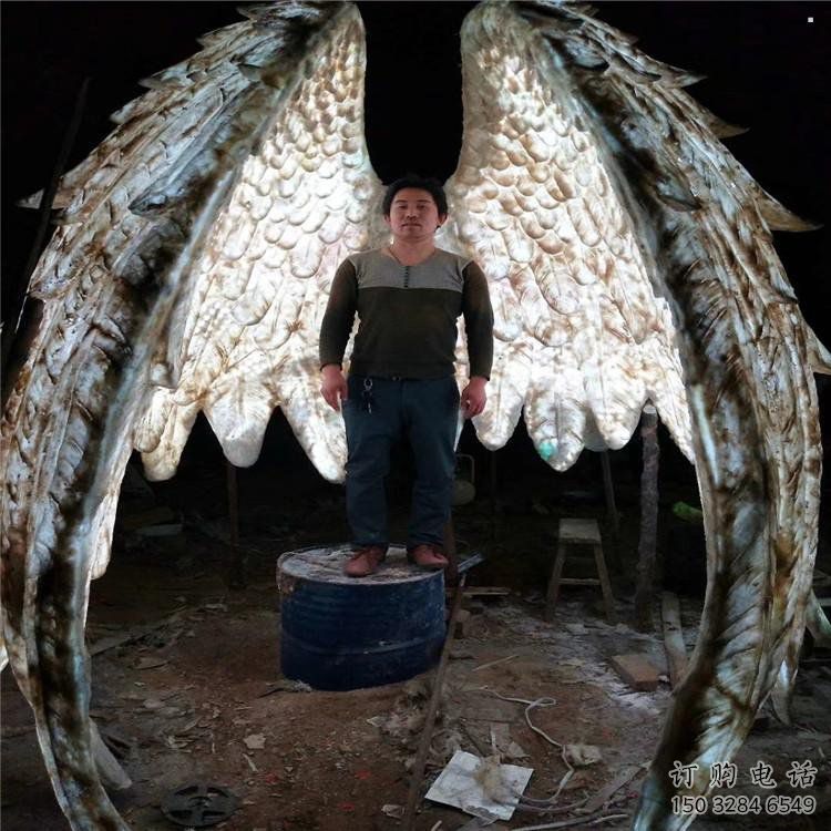 鳥翅雕塑優(yōu)選，多彩藝術，不銹鋼鳥翅雕塑選用