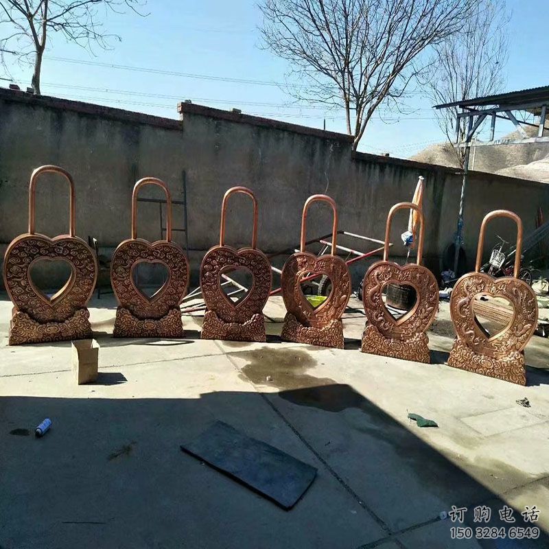 鎖子雕塑訂做，景區雕塑，烤漆玻璃鋼鎖子雕塑定價