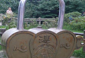 鎖子雕塑制造，白鋼構件，玻璃鋼鎖子雕塑提供