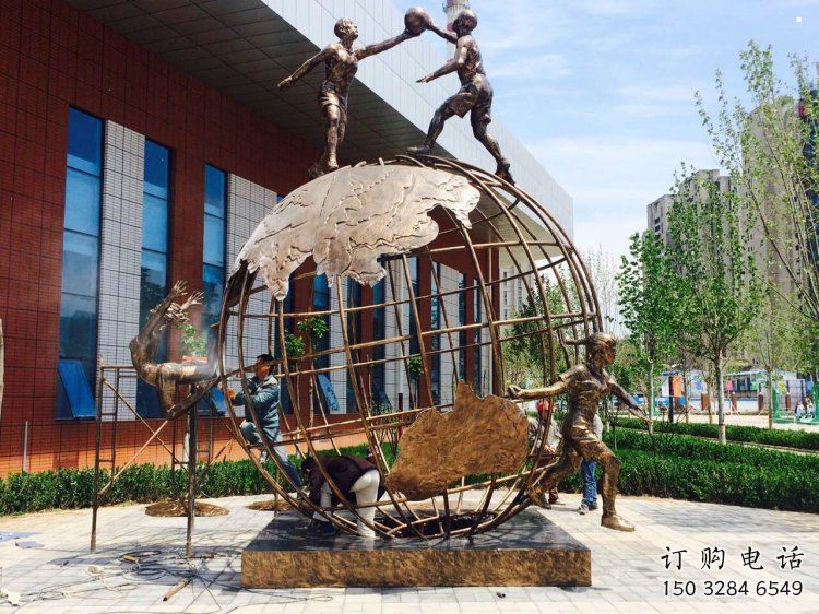 安慶地球儀雕塑選定，拉絲工藝，地球儀人物雕塑預(yù)定
