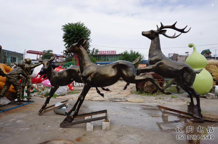 長樂戶外小鹿批發(fā)，動物雕塑，梅花鹿銅雕塑供求