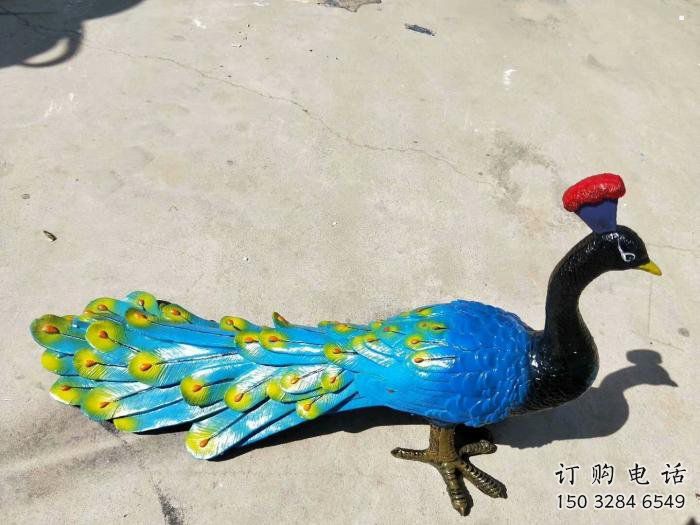 黔南彩繪孔雀雕塑制作選用，景區(qū)案例，動(dòng)物美陳雕塑