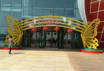 惠州蝴蝶拱門雕塑，鏤空烤漆效果，不銹鋼小區(qū)標(biāo)識雕塑