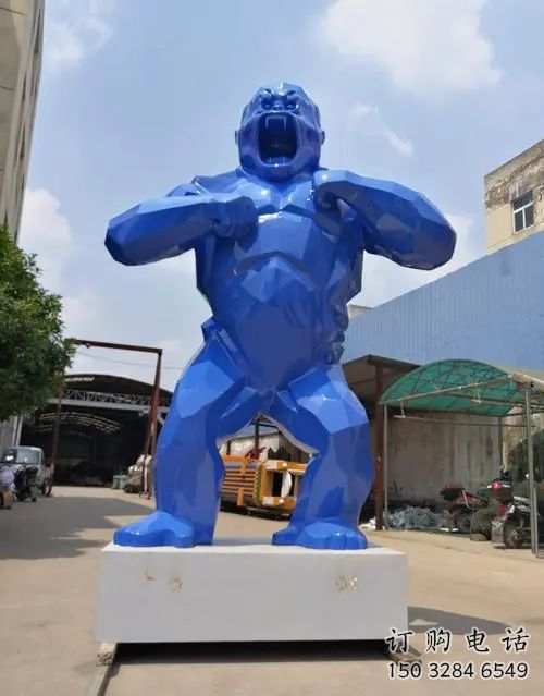 萬寧彩繪黑猩猩雕塑