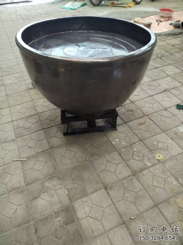鶴壁鑄銅缸雕塑預用