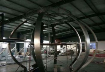 平頂山園林燈籠雕塑精選，陸地?cái)[件，公園不銹鋼燈籠雕塑精品