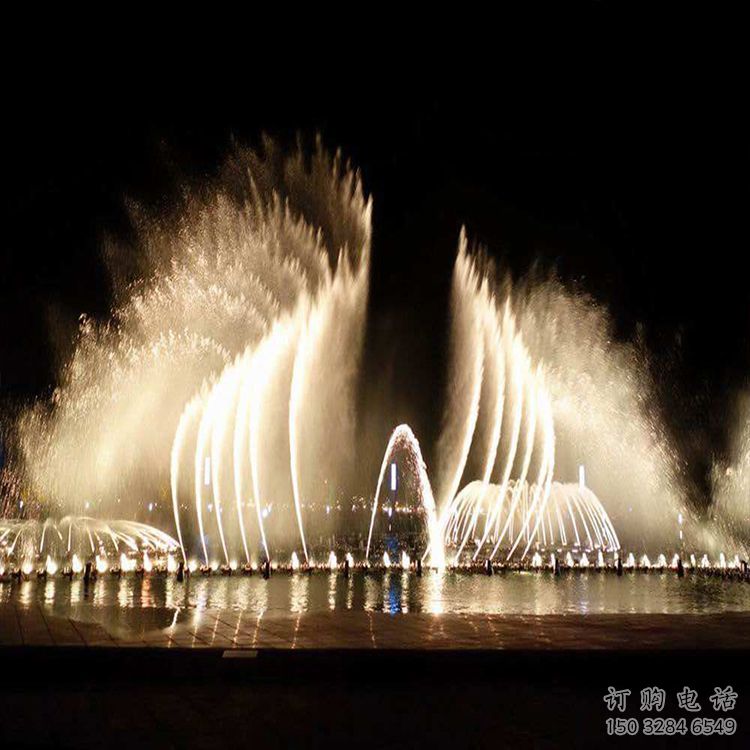 宜春水景程控噴泉雕塑，高噴循環(huán)噴水方式設(shè)計(jì)制作