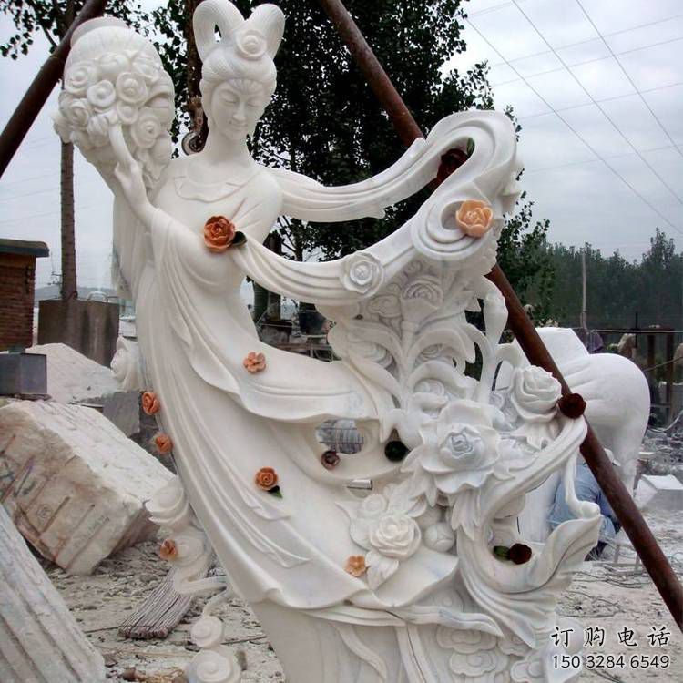 丹東公園天女散花雕塑