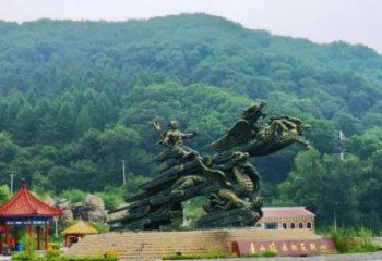 烏?？涓钢鹑盏袼?，鑄銅神話人物雕塑