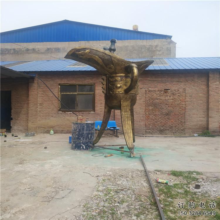 煙臺(tái)公園酒杯雕塑