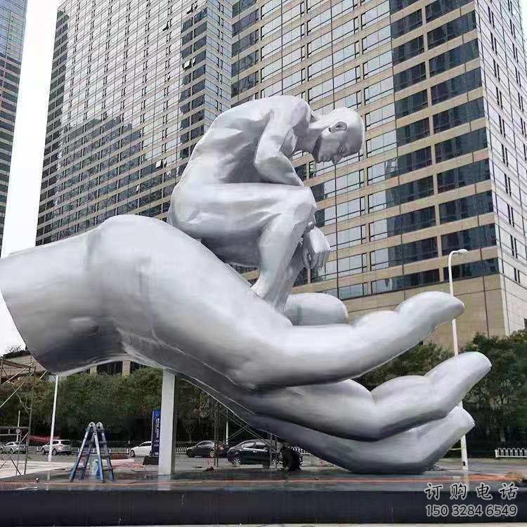 雙橋沉思者雕塑，景觀雕塑，手托人物雕塑廠家提供