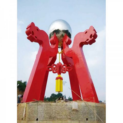 燈籠雕塑訂做，景區(qū)雕塑，烤漆不銹鋼燈籠雕塑定價